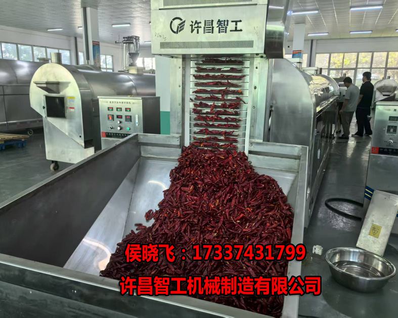 8.16日，重慶客戶試機(jī)6米辣椒生產(chǎn)線?。。? />
            <div   id=